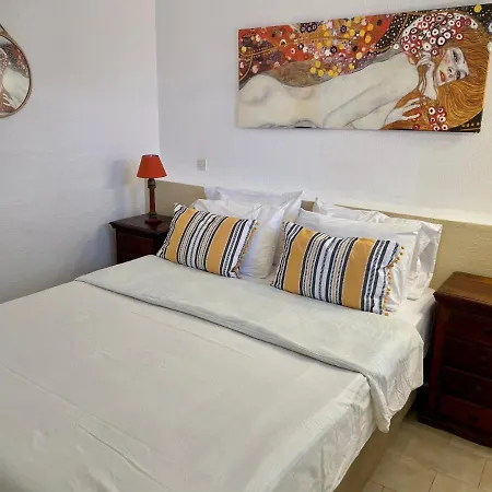 Дом отдыха 'glyfada' 118 *